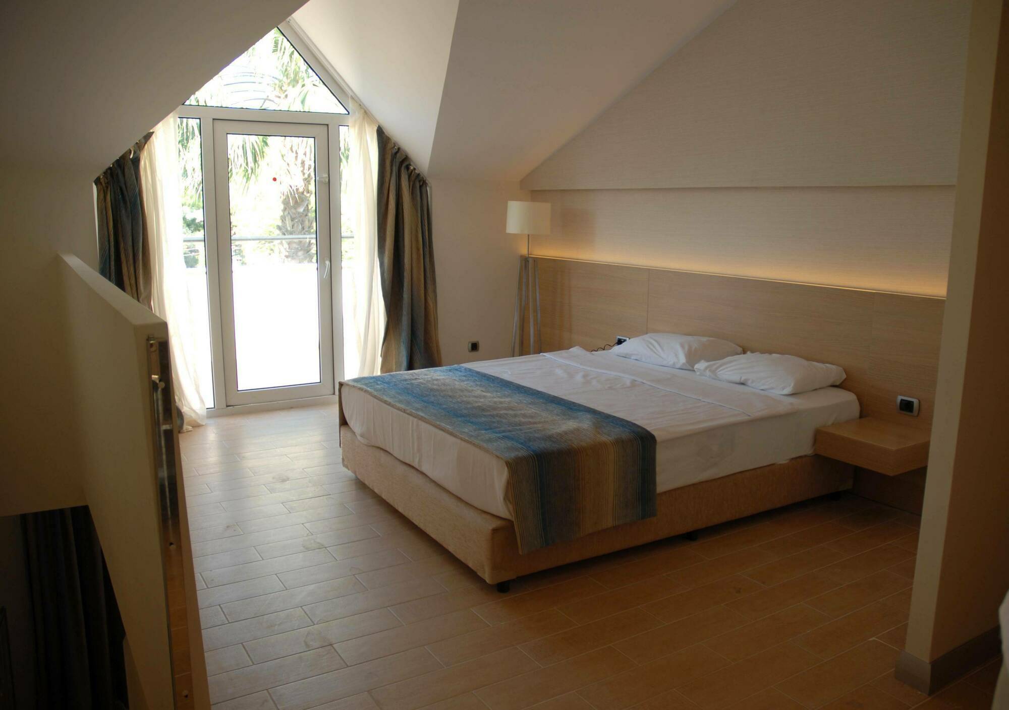 Otel Kervansaray
